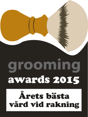 Ett märke med orden Grooming Awards 2015 med Proraso Rakkräm - Aloe Vera & Vitamin E.